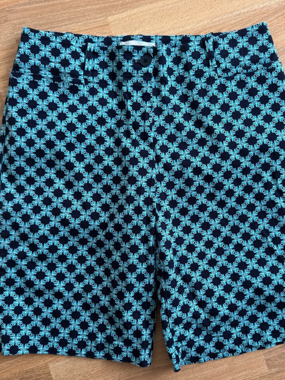 Talbots Trellis Pattern Bermuda Shorts Cotton Stretch Size 10" inseam Teal Navy